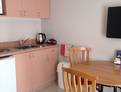 اسور بوش این کورت متل