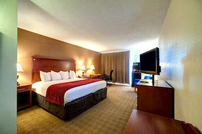 رد لین هتل هوستون اینترکنتیننتال آیرپرت