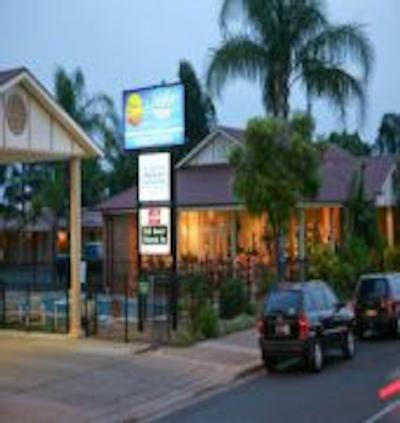 کمفرت این بلو لاگون