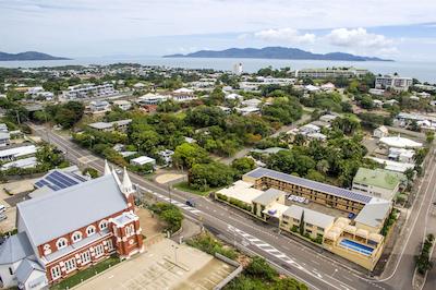 کمفرت این ربرت تونز