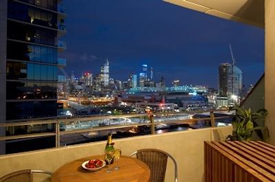 اکم دکلاندز