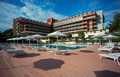 اتاهتل ویلا پامفیلی