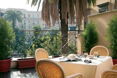 هتل لندرا اند کارجیل