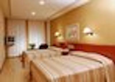 میرادر ریو هتل