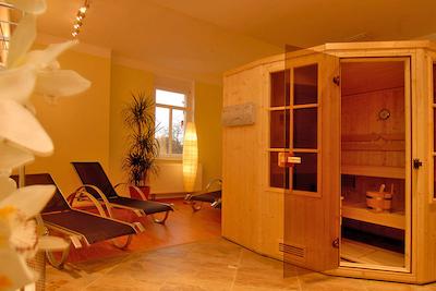 ازیموت هتل درسدن