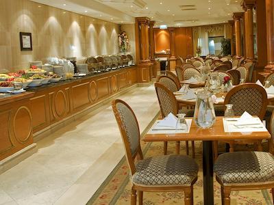 الاف تیبا هتل