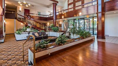 بست وسترن پنی سُلدیر این-آیرپرت