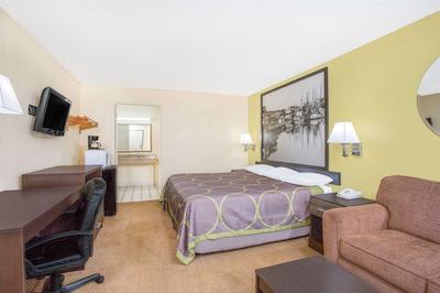 سوپر 8 سومتر