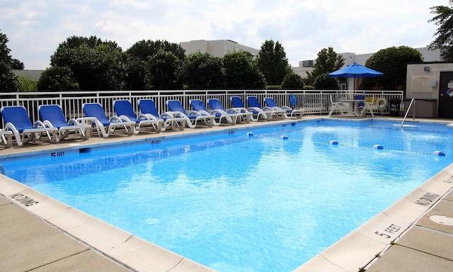 هامپتون این نرفلک/چساپیک (گرینبریر اریا)