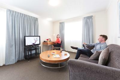 پرمیر هتل اند اپارتمنتز