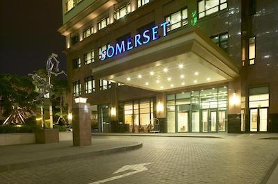 سُمرست پالاس اسئوول