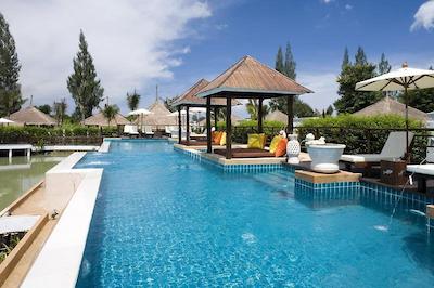 دهوان دارا ریزرت اند اسپا