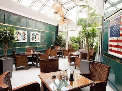 داز کارلز هتل