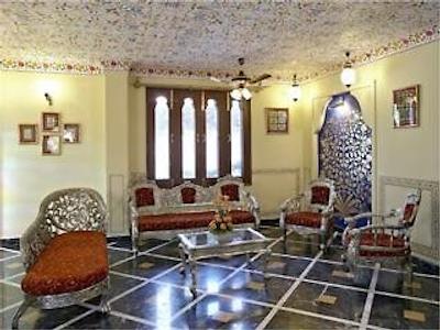 اومید ماهال