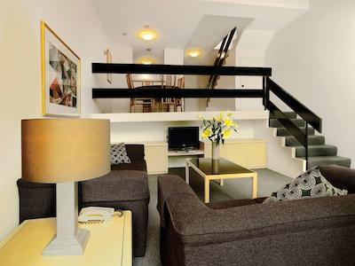 مدینا سرویسد اپارتمنتز نرد رید