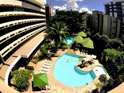 ارام بیچ اند کنونشن