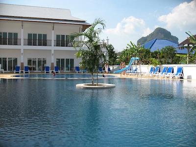 نادیوانا سرویسد اپارتمنتز