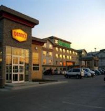 ساندمان هتل اند سویتز وینیپگ آیرپرت