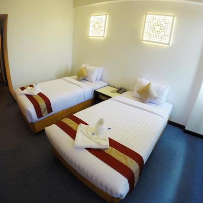 پوکت تاون این