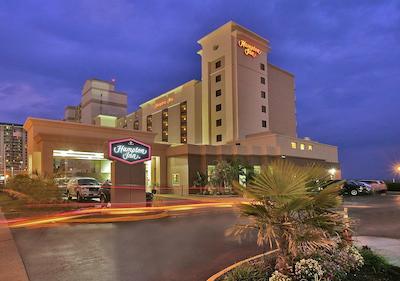 هامپتون این ویرجینیا بیچ-اُسینفرنت نرد