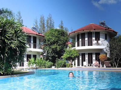 مانگو اسپا کونتری کلوب