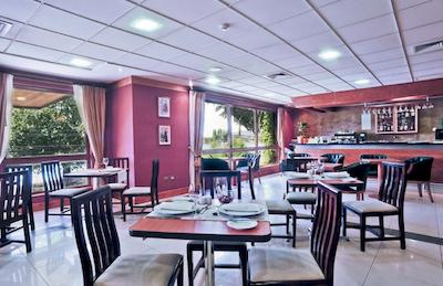 دیگو د آلماگرو والدیویا