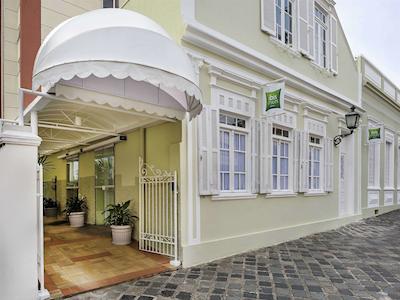 هتل ایبیز استیلز کوریتیبا سنترو سیویکو