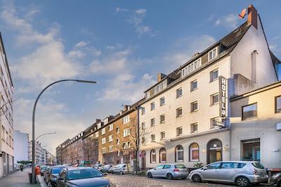 سیناتور هتل استریا هامبورگ