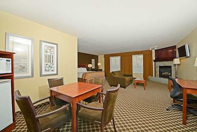 بست وسترن استرادمر این