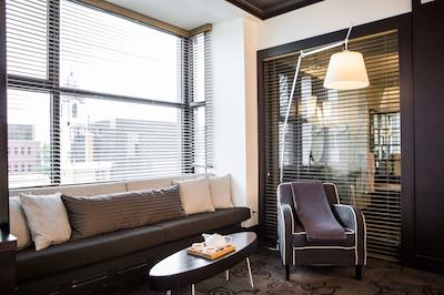 ل جرمین هتل کبک