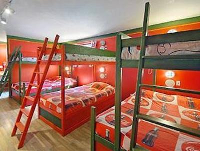 سوپر 8 متل-پنتیکتون