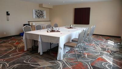 بست وسترن پلاس رس سیتی سویتز