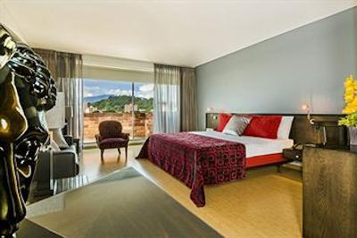 هتل اجینا مدلین