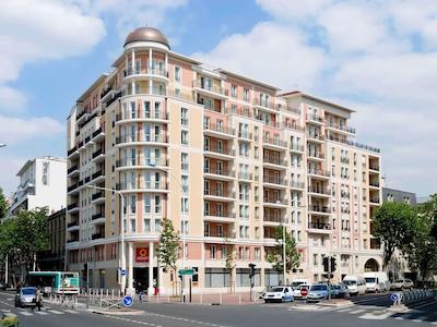 اداجیو پاریس منتروژ