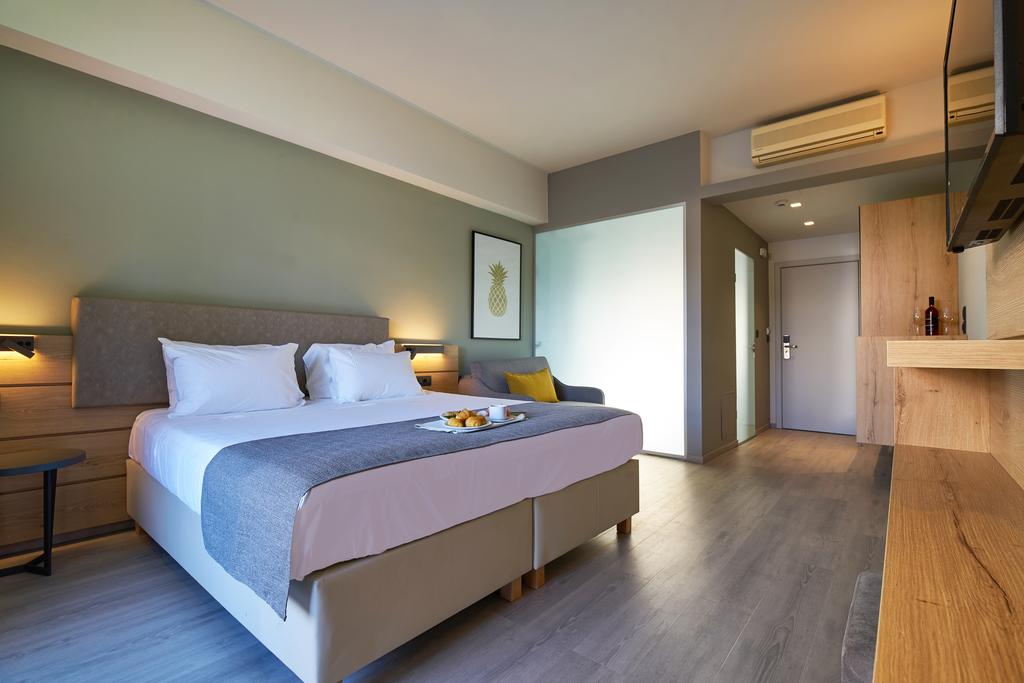 Belta|Paris hotels|Eligasht