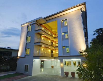 تی سریز پلیس سرویسد اپارتمنت