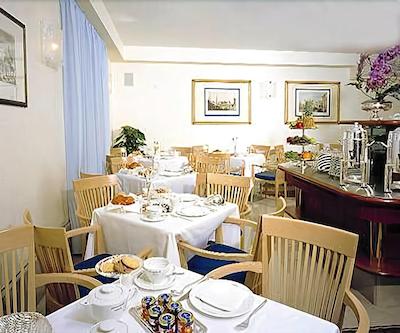 فساری پالاس