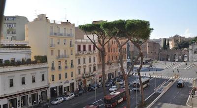 رسیدنس است جانز