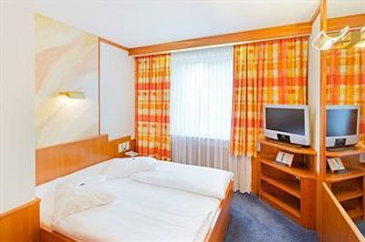 وینا اسپردتل