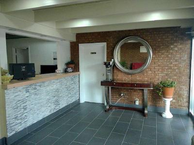 امریکاز بست والو این اوگوستا هیستریک دونتون