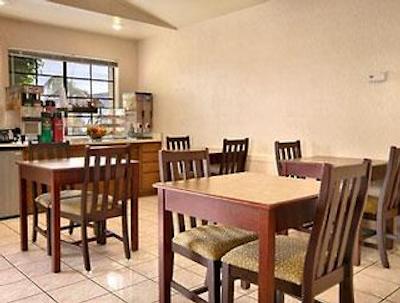 دز این مسا ایست