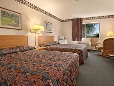 سوپر 8 مارانا/توکسُن اریا