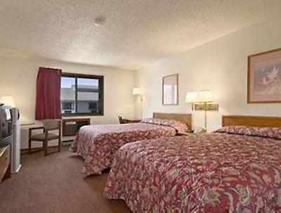 سوپر 8 متل-هارتفرد