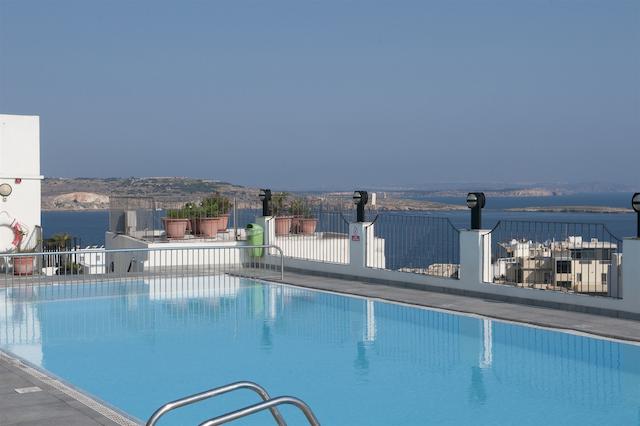 هتل سانتانا