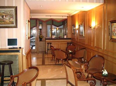 هتل فلانلز پاریز