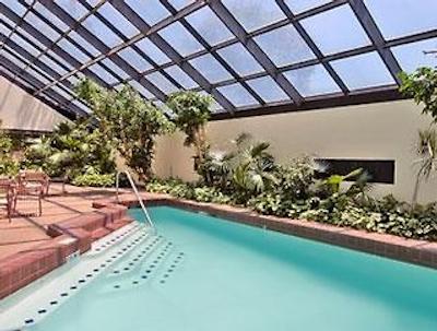 رامادا هتل اند کنونشن سنتر