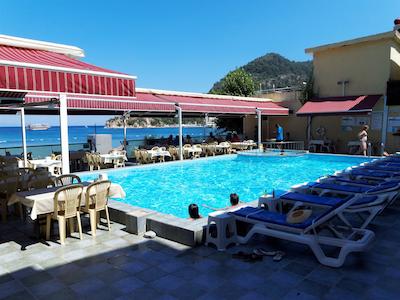 اُزکان بیچ هتل