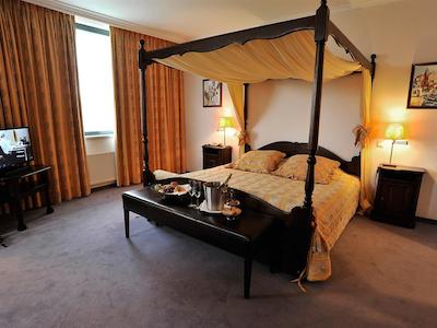 گولدن تولیپ زونبرجن