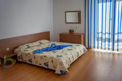 اکسسلسیر ساننی بیچ اپاردتل