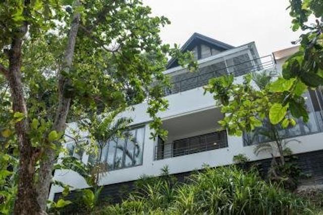 کامالا بیچ استات